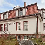 Villa Exss Whg 01 *